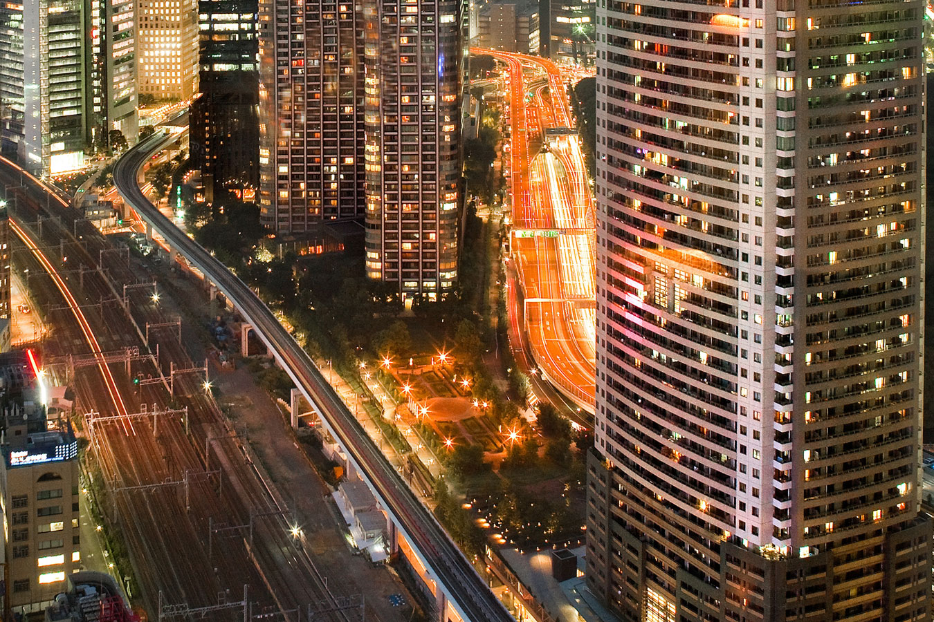 綠色節能新思維：再生與隔熱的完美結合